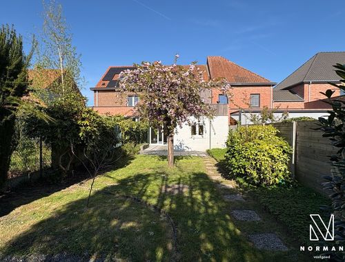                                         Maison à vendre à Wevelgem, € 299.000
