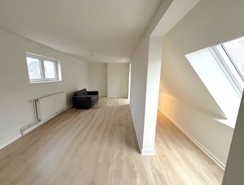                                         Appartement te huur in Schaarbeek, € 940
