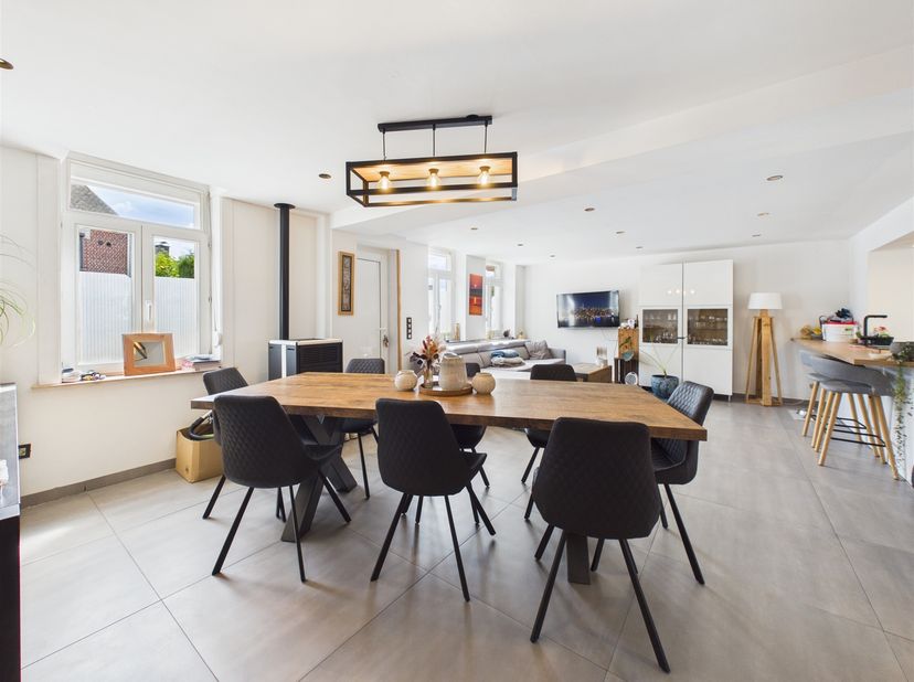 Maison à vendre à ,
                    7730 Évregnies