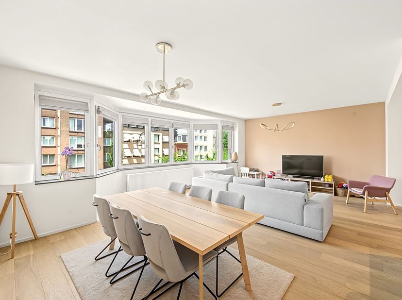 Appartement te huur
                    in 1050 Elsene