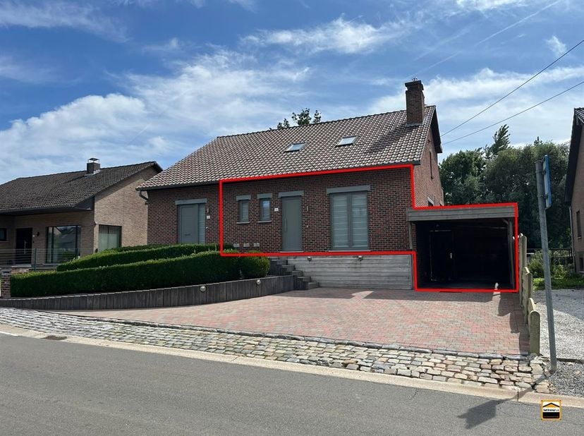 Ruim gelijkvloers appartement van 131 m² op gunstige locatie<br />
Op een rustige en aangename locatie, nabij de natuur en met een vlotte verbinding