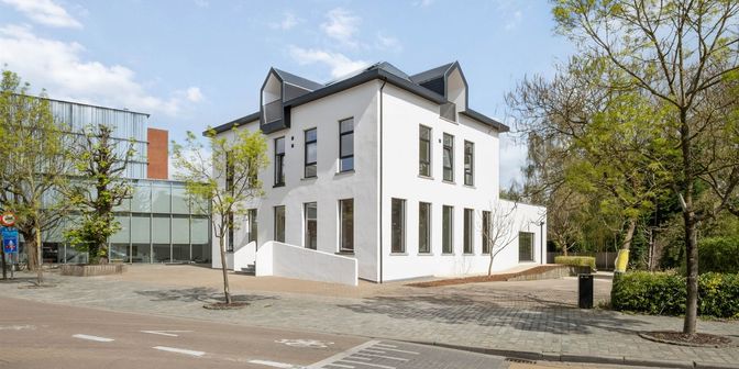 Bedrijfsvastgoed te koop in Izegemsestraat 1, 8800 Rumbeke