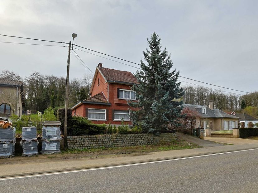 WONING MET TUIN<br />
<br />
Notaris Kurt Geysels te Aarschot zal online openbaar verkopen via BIDDIT.BE: <br />
Aarschot – 6de afdeling – Gelrode<br