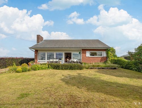                                         Eengezinswoning te koop in Deinze, € 395.000
