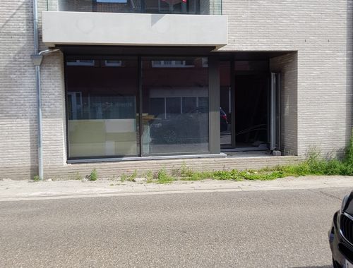                                         Rez-de-chaussée commercial à vendre à Halen, € 203.200

