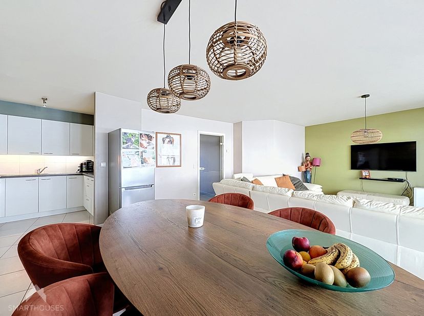 Instapklaar en energiezuinig appartement gelegen op een toplocatie op slechts 500 meter van het strand en in de onmiddellijke nabijheid van winkels, h