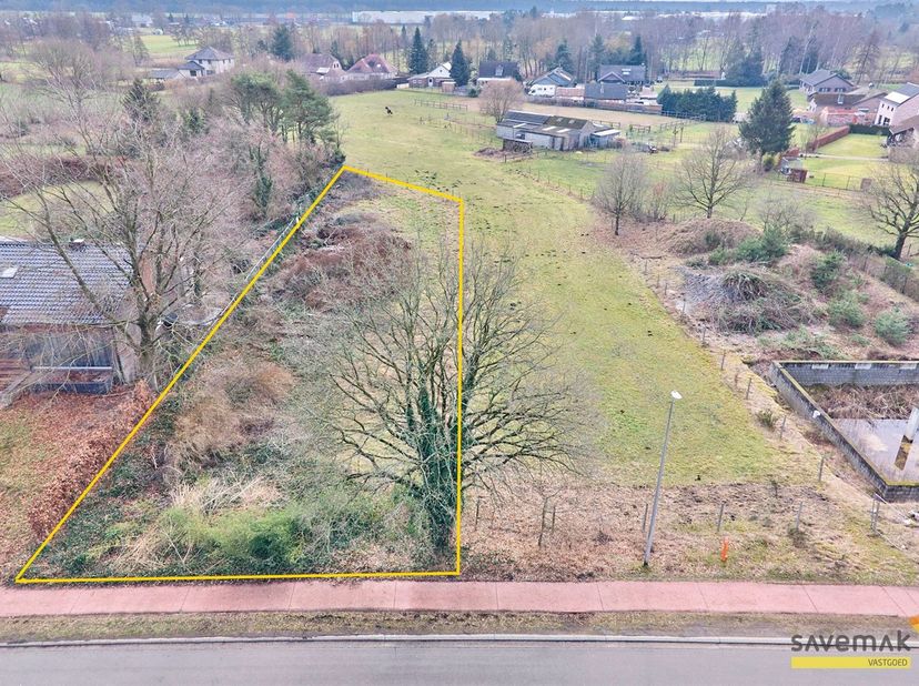 Ce terrain exclusif est situé dans le quartier calme de Gelderhorsten.<br />
En tant que voisin immédiat, vous pouvez vous attendre à voir des écureu
