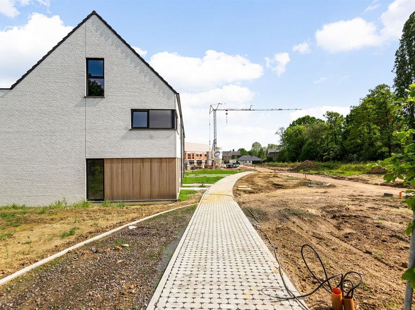 Huis te koop
                    in 2550 Kontich