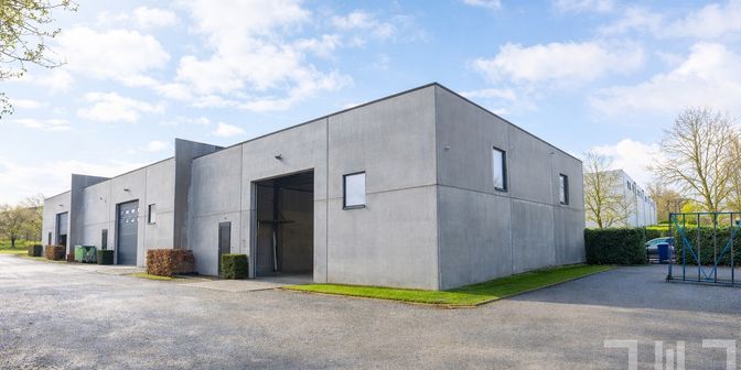 Bien professionnel à louer à Rue de Coquiamont 13, 1360 Thorembais-les-Béguines