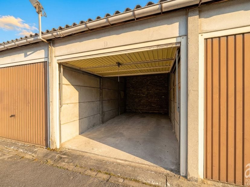 Garage te huur
                    in 7500 Tournai