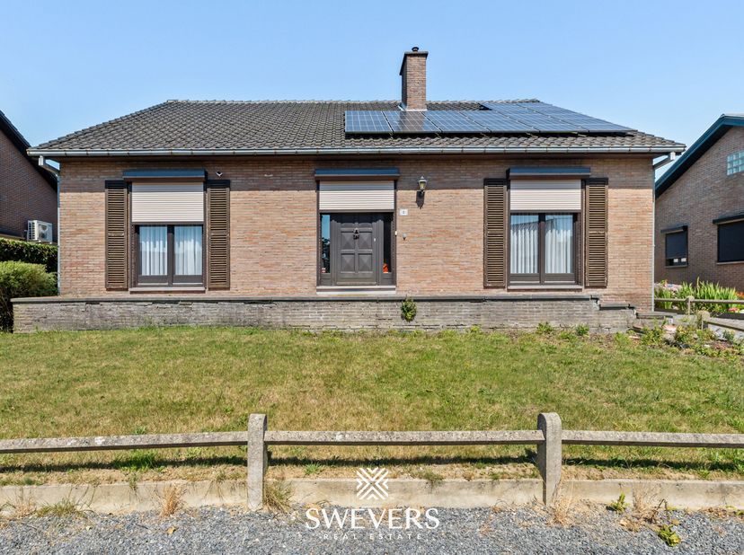 Voor meer info en foto’s, surf naar www.swevers.be – Op zoek naar een open bebouwing met een praktische indeling en uitbreidingsmogelijkheden? Dan is