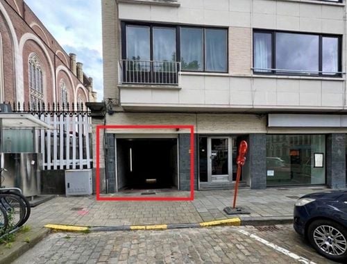                                         Garage te huur in Gent, € 110
