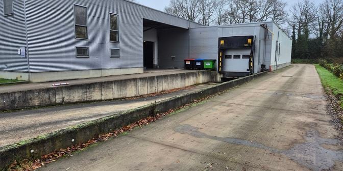 Bedrijfsvastgoed te huur in Ambachtenlaan 6, 3294 Molenstede