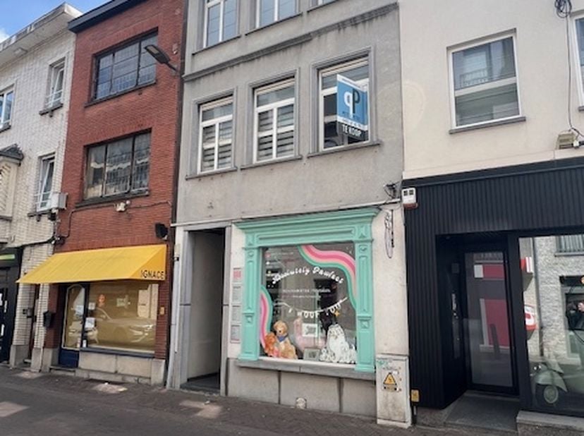 Bedrijfsvastgoed te koop in Hoogstraat 60,
                    9620 Zottegem