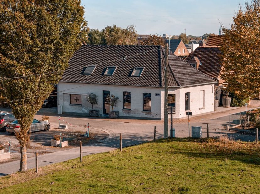 Bien professionnel à vendre
                    à 8870 Izegem