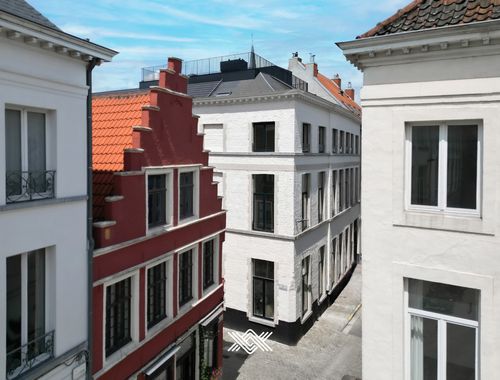                                         Bien commercial à vendre à Gent, € 585.000
