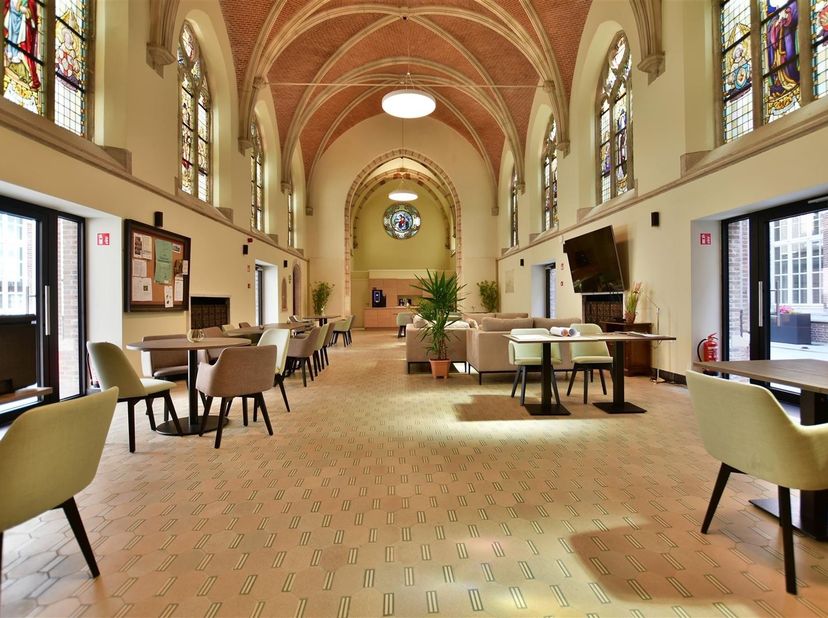 Prachtige assistentiewoning gelegen in het hartje van Dendermonde <br />
<br />
Deze assistentiewoning is gelegen In  het centrum van Dendermonde aa