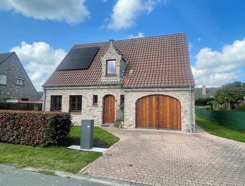                                         Maison à louer à Sijsele, € 1.100
