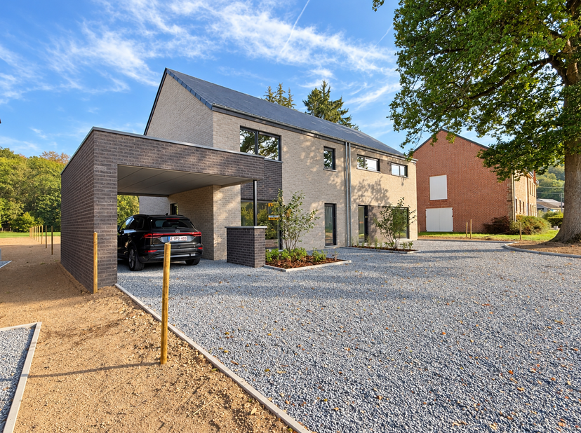 Huis te koop in ,
                    6997 Mormont