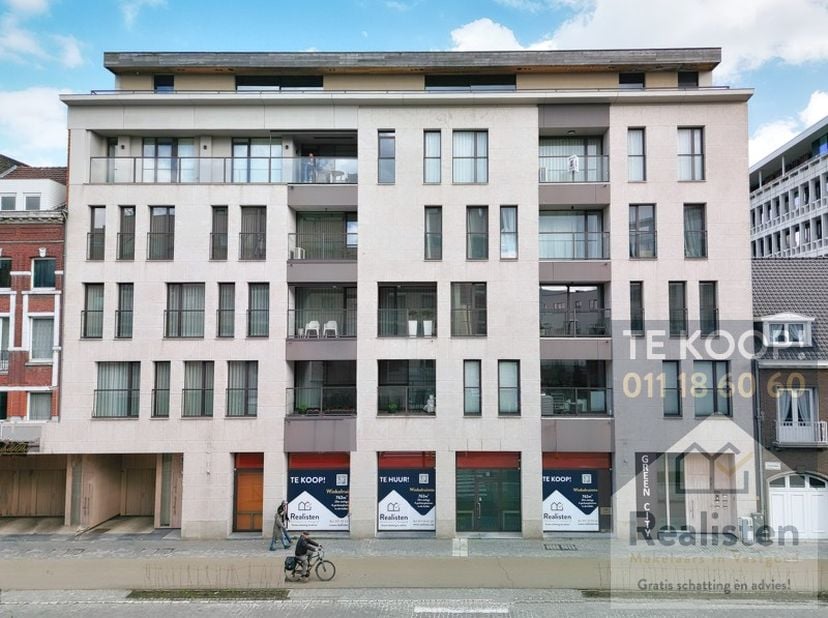 Bien professionnel à vendre
                    à 3500 Hasselt