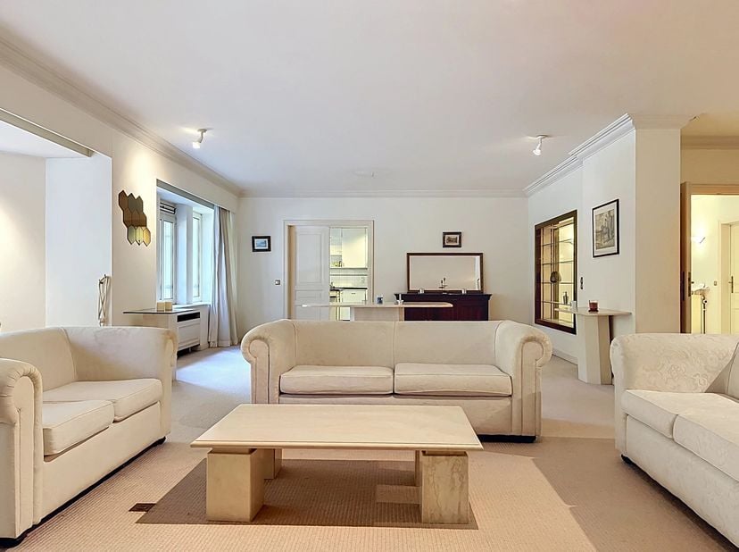 Appartement te huur in AVENUE LOUISE 435,
                    1050 Elsene