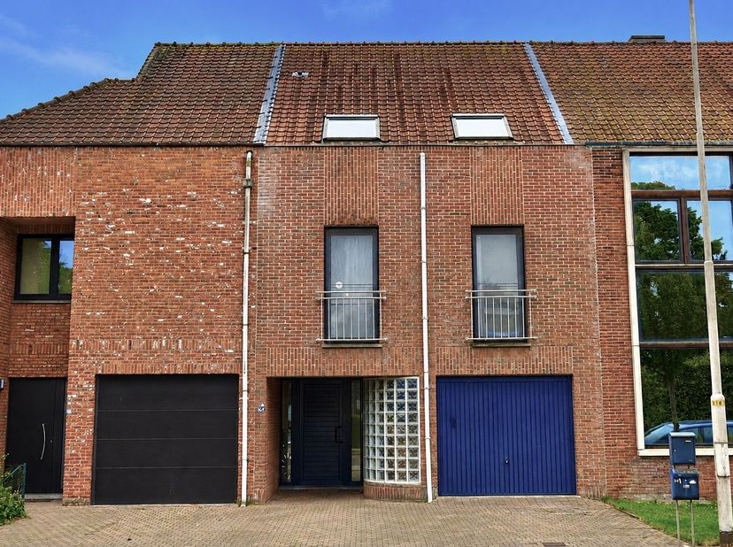 Appartement te koop in Hugo Verrieststraat 14.,
                    9900 Eeklo