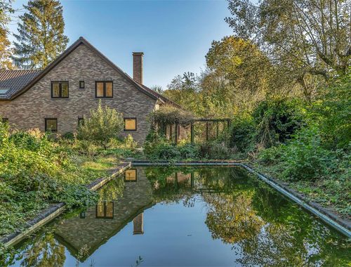                                         Villa te koop in Sint-Martens-Latem, € 1.950.000
