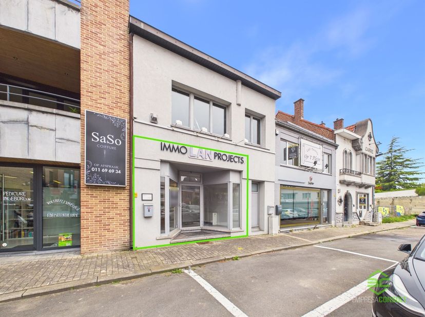 Bien professionnel à vendre
                    à 3400 Landen