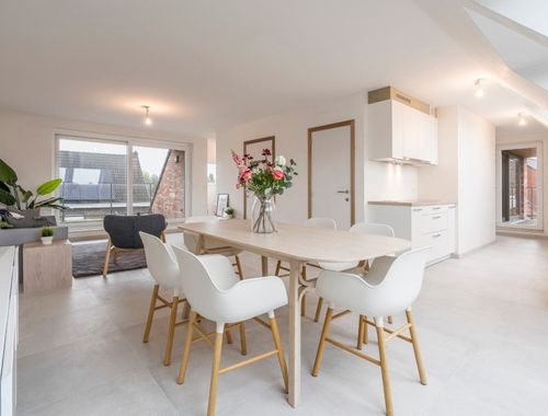                                         Appartement à vendre à Proven, € 224.500

