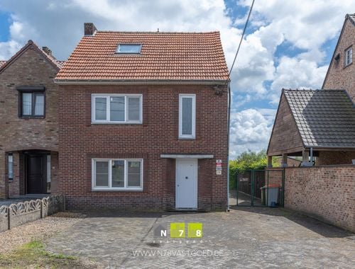                                         Maison à vendre à Rotem, € 279.000
