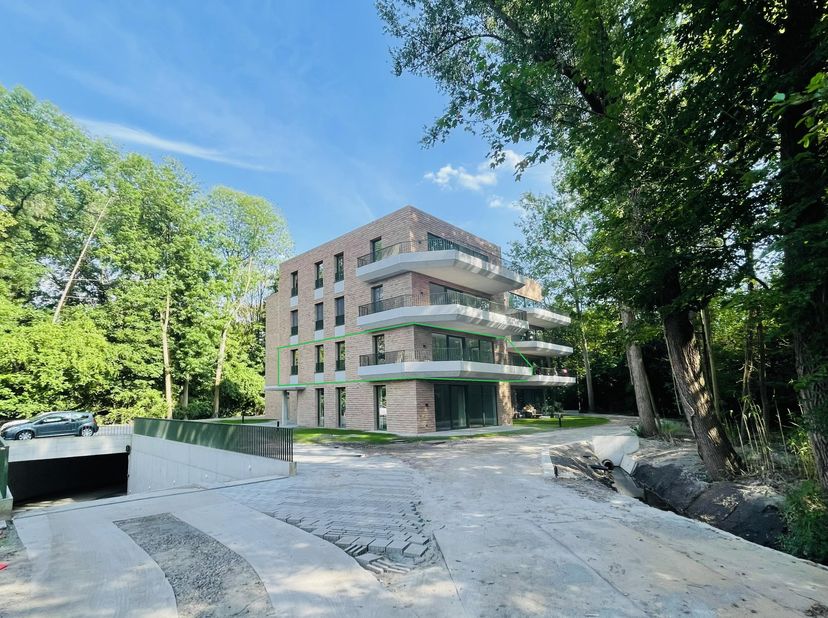 Appartement à louer
                    à 9040 Sint-Amandsberg