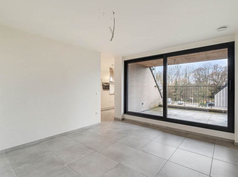 Instapklaar appartement op de 2° verdieping conform de EPB-normen.<br />
<br />
Deze penthouse (loft-appartement) met een bewoonbare opp van 167 m² bi