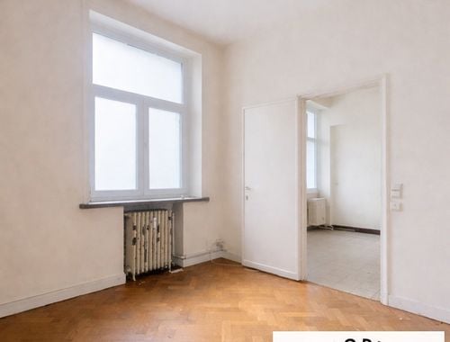                                         Appartement te koop in Elsene, € 199.000
