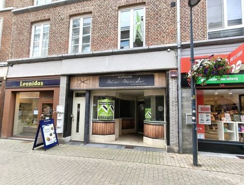                                         Handelszaak te huur in Tongeren, € 600
