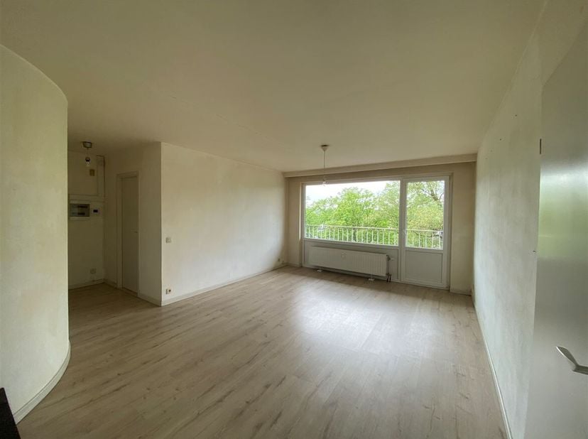 1 slaapkamer appartement op toplocatie!<br />
Ligging: Gelegen op toplocatie te Edegem, centraal maar tevens rustig en groen gelegen nabij scholen, wi