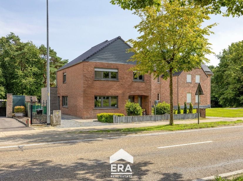 Huis te koop in Weg naar As 195,
                    3660 Opglabbeek
