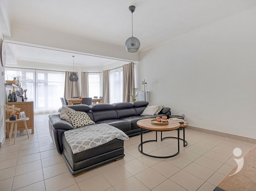 Appartement te koop in Bankstraat 84 bus 2,
                    2811 Hombeek