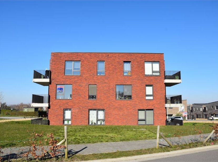 Prachtig eenslaapkamerappartement op project Heuveldal met volgende kenmerken:° kwalitatieve afwerking ° veel lichtinval door de grote raampartijen° r