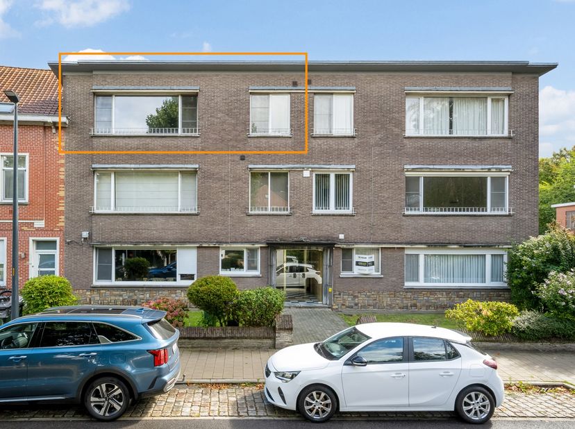 Appartement à vendre
                    à 9040 Sint-Amandsberg