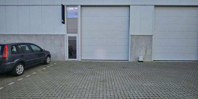 Bedrijfsvastgoed te huur in Venlosesteenweg 25D, 3640 Ophoven