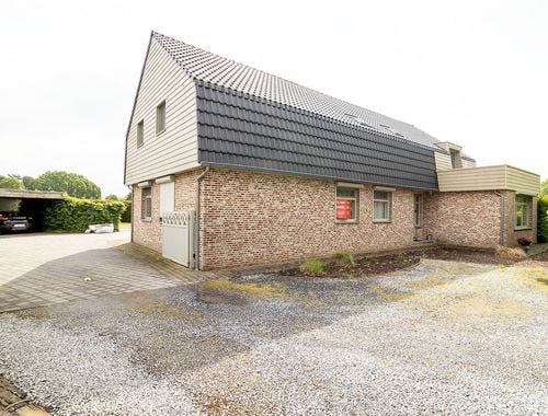                                         Woning te koop in Bree, € 250.000
