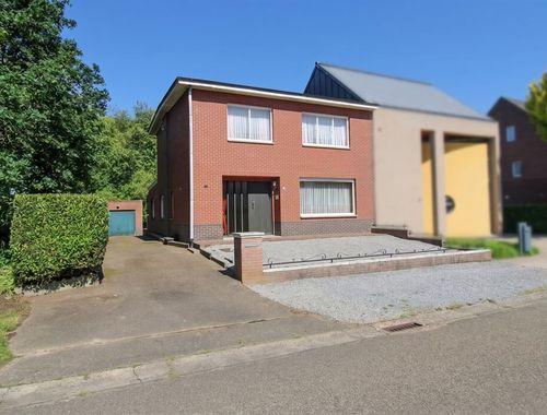                                         Maison à vendre à Mechelen-aan-de-Maas, € 219.000
