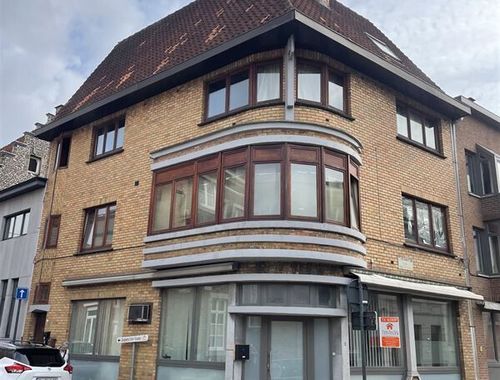                                         Commercieel Gebouw te koop in Sint-Truiden, € 245.000
