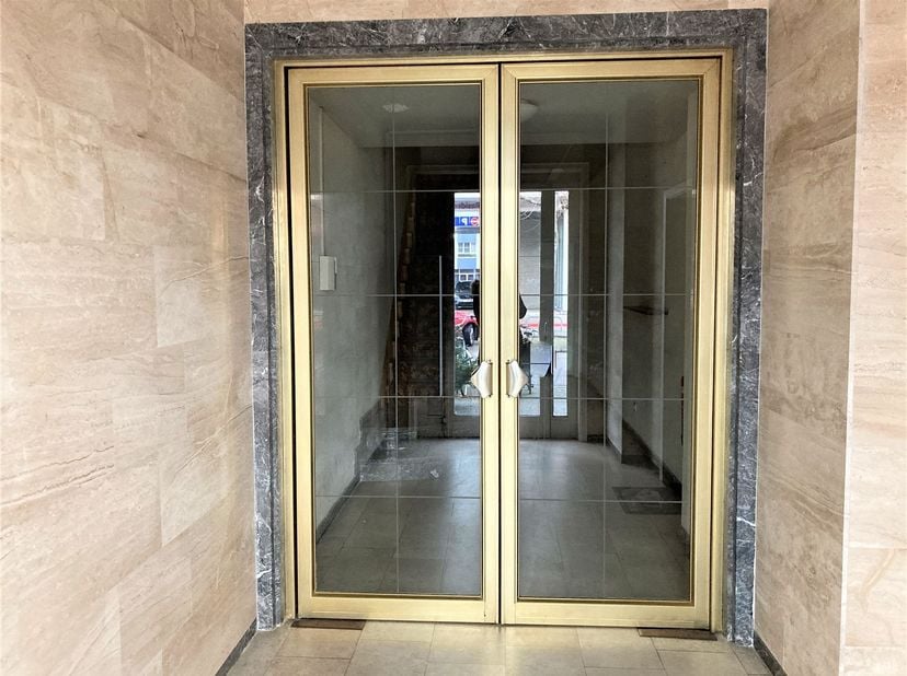Appartement 1 chambre prêt à emménager dans le centre de Turnhout.<br />
Situation : Cet appartement est situé entre la gare et la rue commerçante, ce