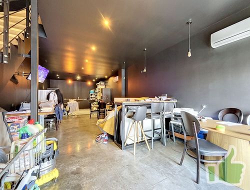                                         Atelier à vendre à Mouscron, € 159.000
