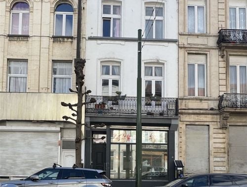                                         Usage mixte à vendre à Anderlecht, € 729.000
