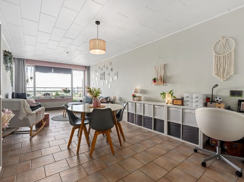 Appartement de 2 chambres prêt à emménager avec vue panoramique sur Anvers<br />
Découvrez cet appartement de 88 m² prêt à emménager, situé au calme d