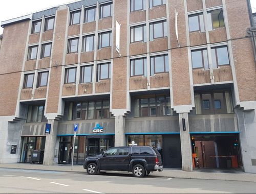                                         Bâtiment d’entreprise à louer à Namur, € 15.739,58
