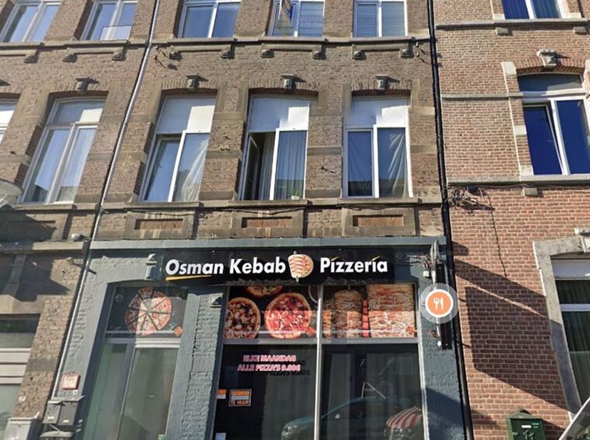 Te huur Appartement met 2 slaapkamers in Sint-Truiden<br />
Dit appartement, gelegen aan de Stationsstraat 34 te Sint-Truiden, bevindt zich op de 3de