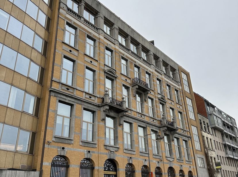 Bedrijfsvastgoed te huur in Orteliuskaai 2-4,
                    2000 Antwerpen